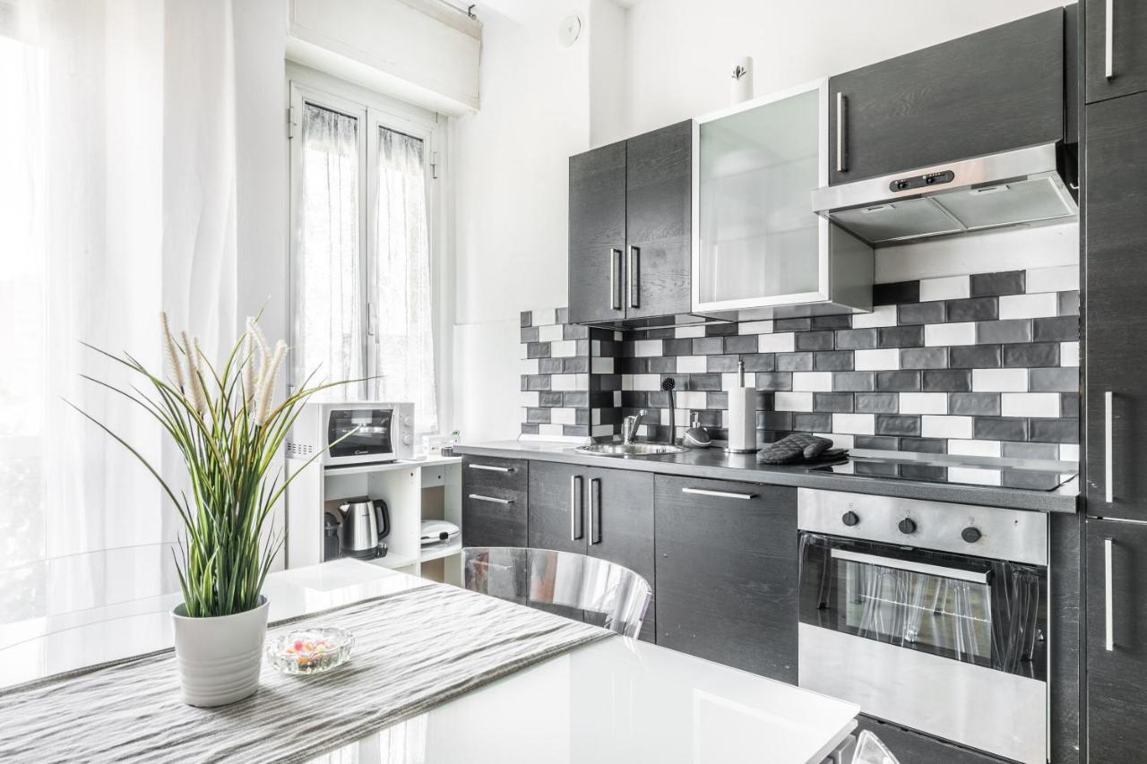 'Tribal House' Sansiro-Rhofiera-Duomo Apartment Milano Ngoại thất bức ảnh