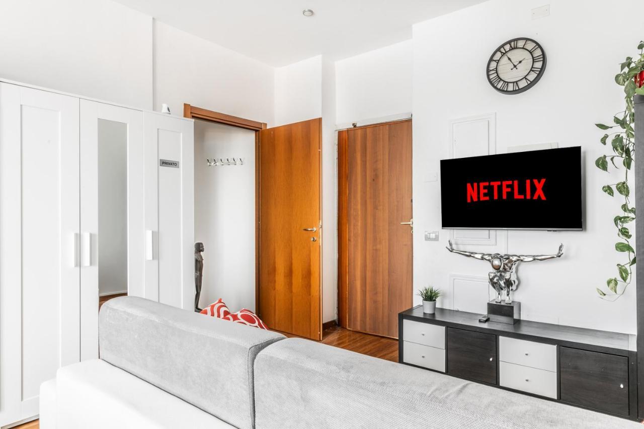 'Tribal House' Sansiro-Rhofiera-Duomo Apartment Milano Ngoại thất bức ảnh