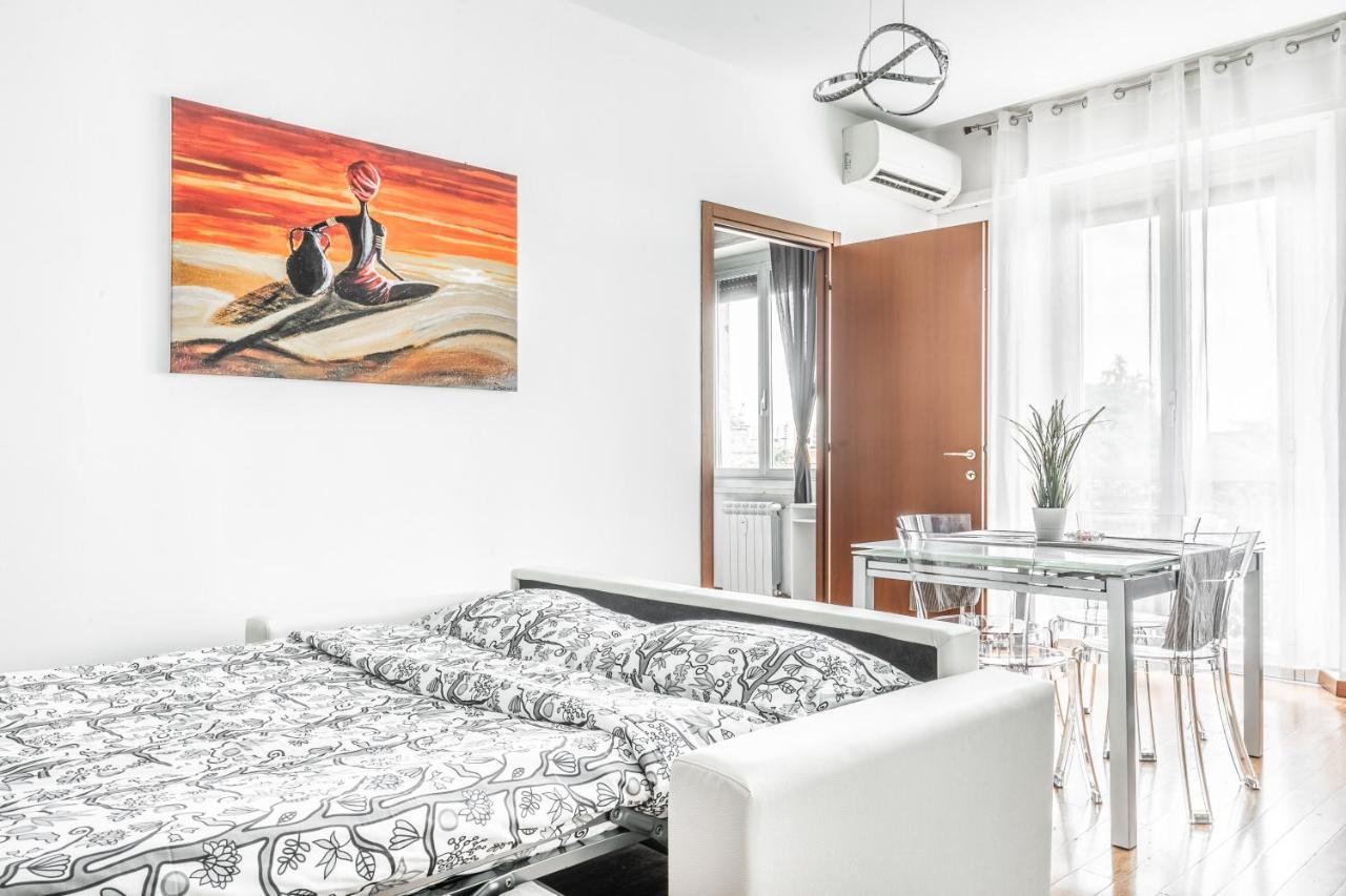 'Tribal House' Sansiro-Rhofiera-Duomo Apartment Milano Ngoại thất bức ảnh