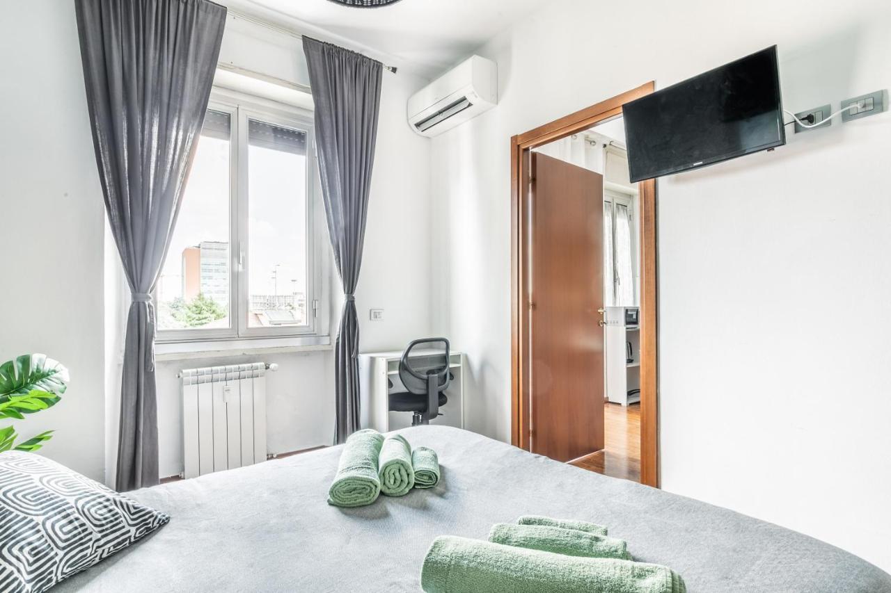 'Tribal House' Sansiro-Rhofiera-Duomo Apartment Milano Ngoại thất bức ảnh